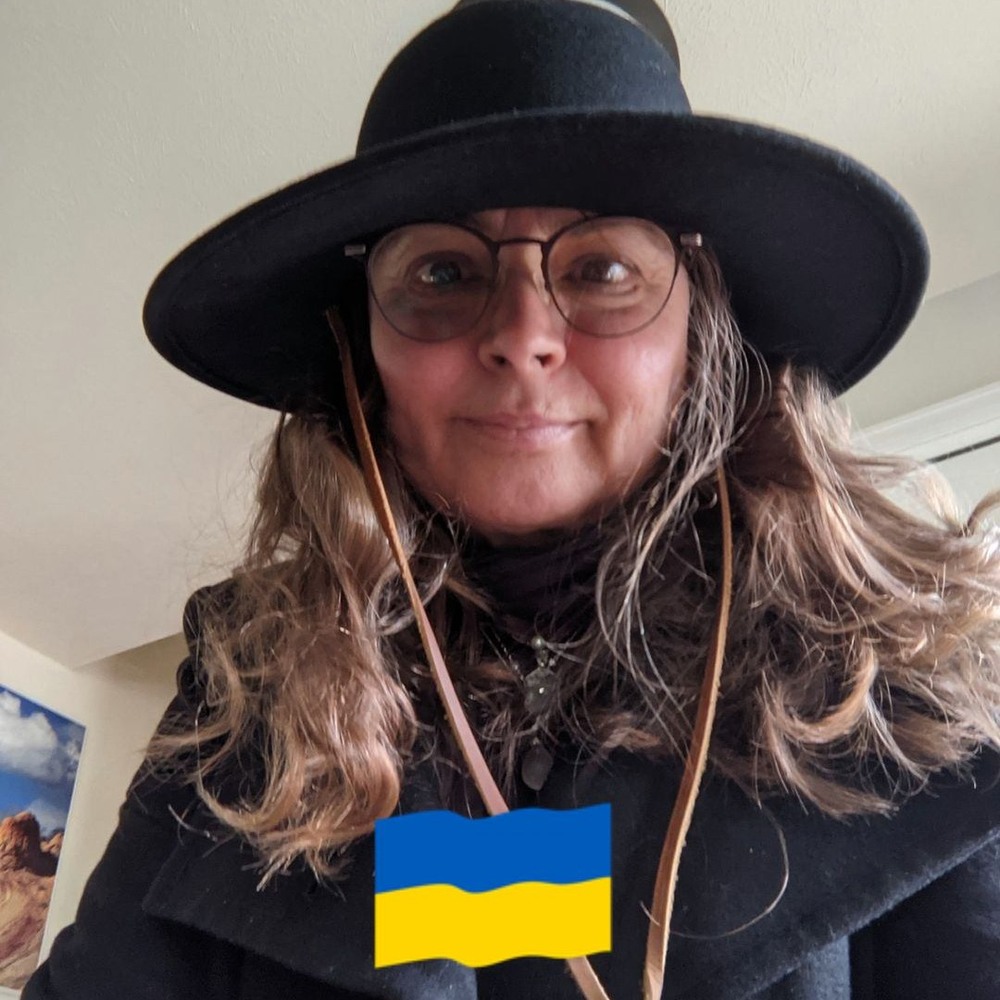 Meet your Posher, Linda